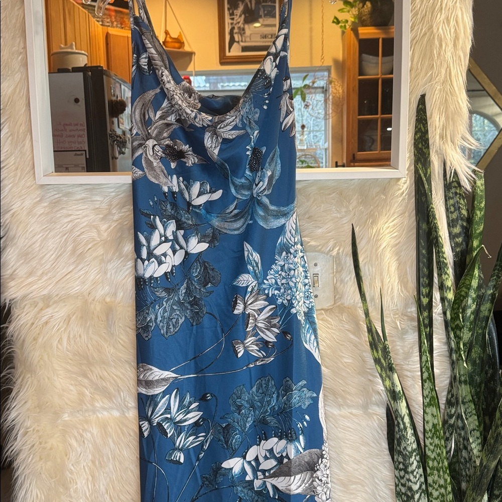 GUESS Akilina Phantom Floral Slip Midi Dress Blue Sleeveless S NWT
